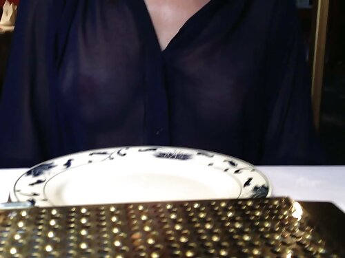 Una donna anziana ne ...