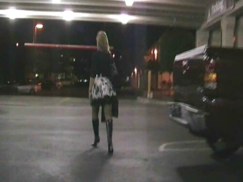 Giovane studente si  ...