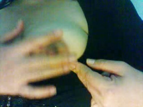 Tatuato bionda seduc ...