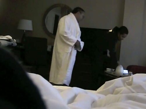 Giovane bionda succh ...